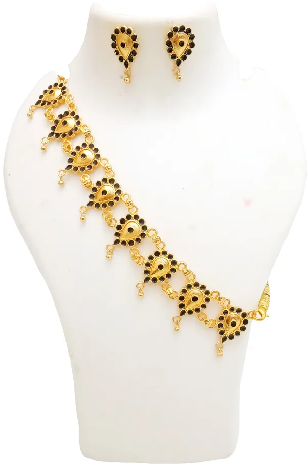 Assamese_Traditional_Gold_Plated_Black_Colour_Golpata_Necklace_Set_For_Women